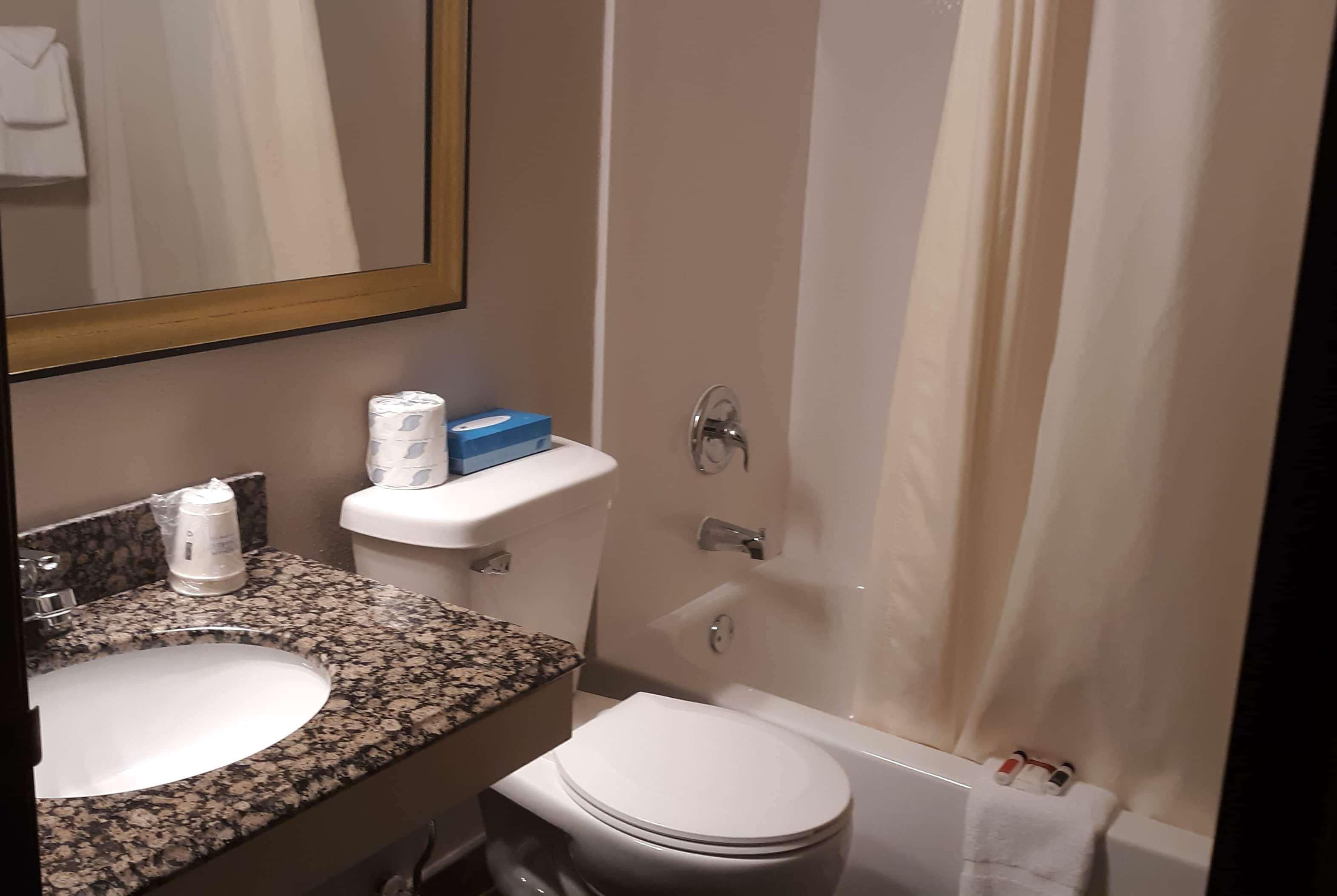 Baymont By Wyndham Rochester Mayo Clinic Area Εξωτερικό φωτογραφία