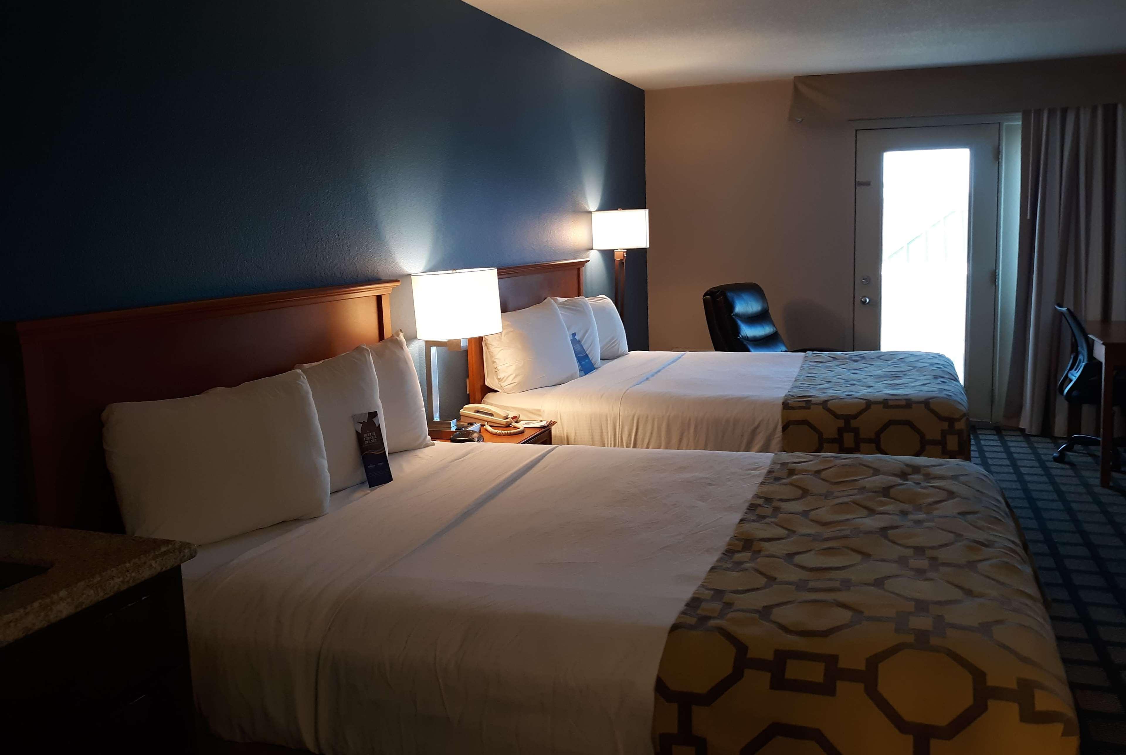 Baymont By Wyndham Rochester Mayo Clinic Area Εξωτερικό φωτογραφία